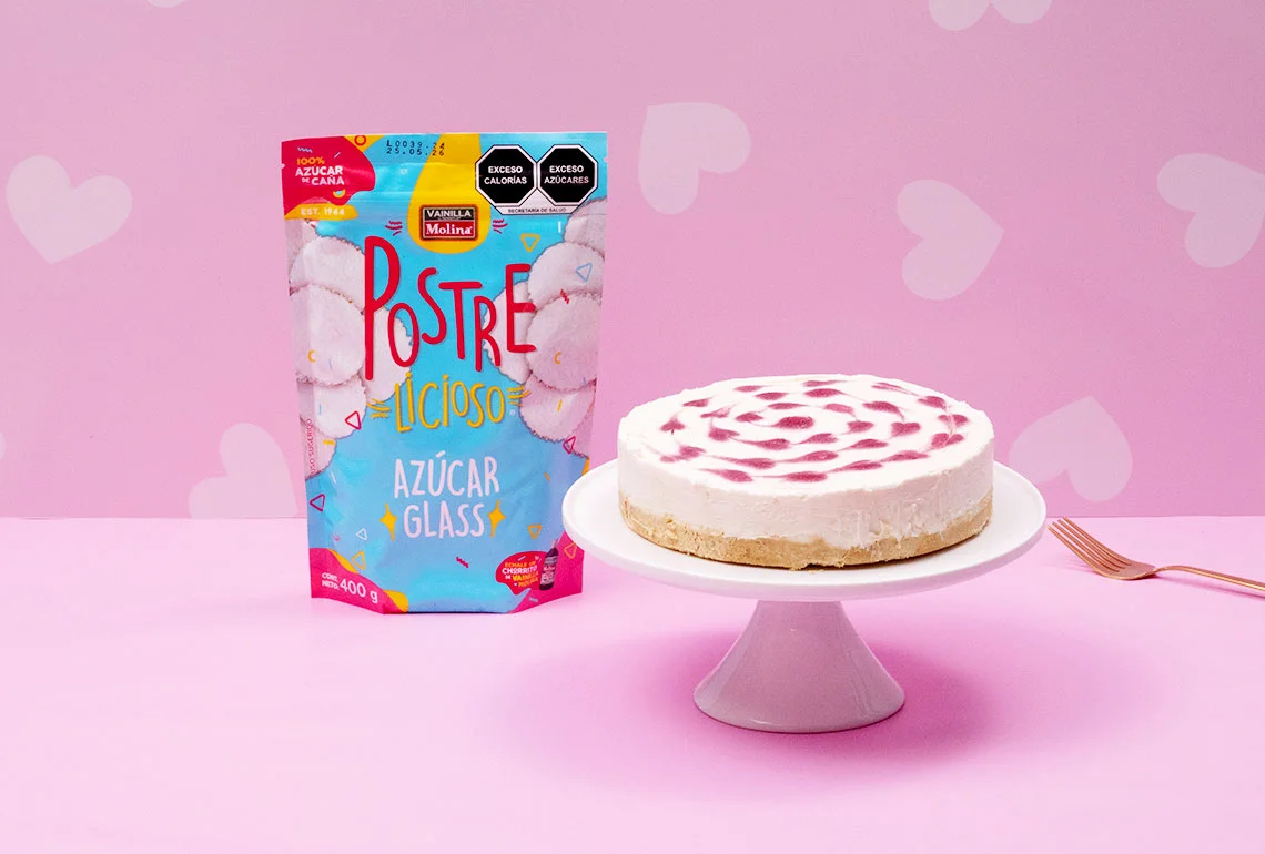 Cheesecake sin horno de frambuesas y chocolate blanco