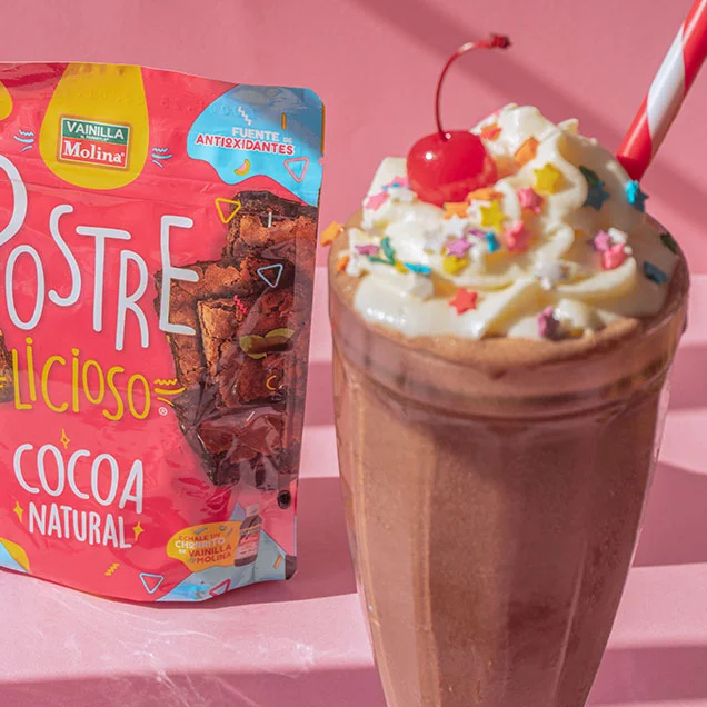Malteada de chocolate con jarabe casero